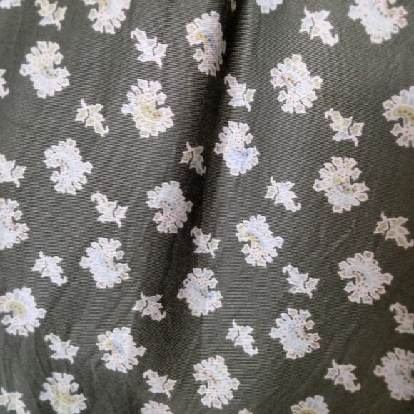 Islander Women's Sz 24W Green Tropical Paisley Cropped Pants Green Elastic Waist - Picture 2 of 4